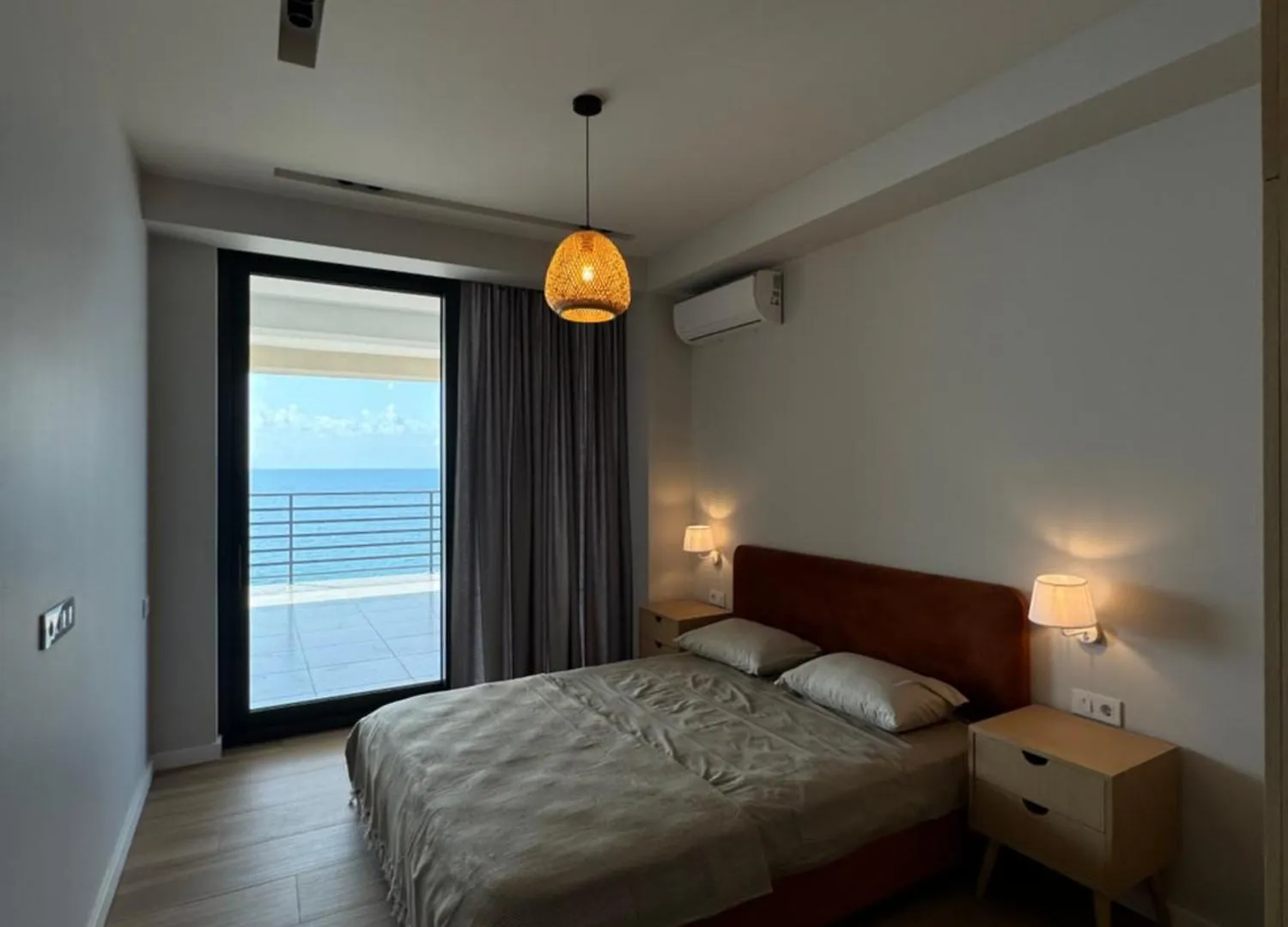 Resting Gonio Apartment