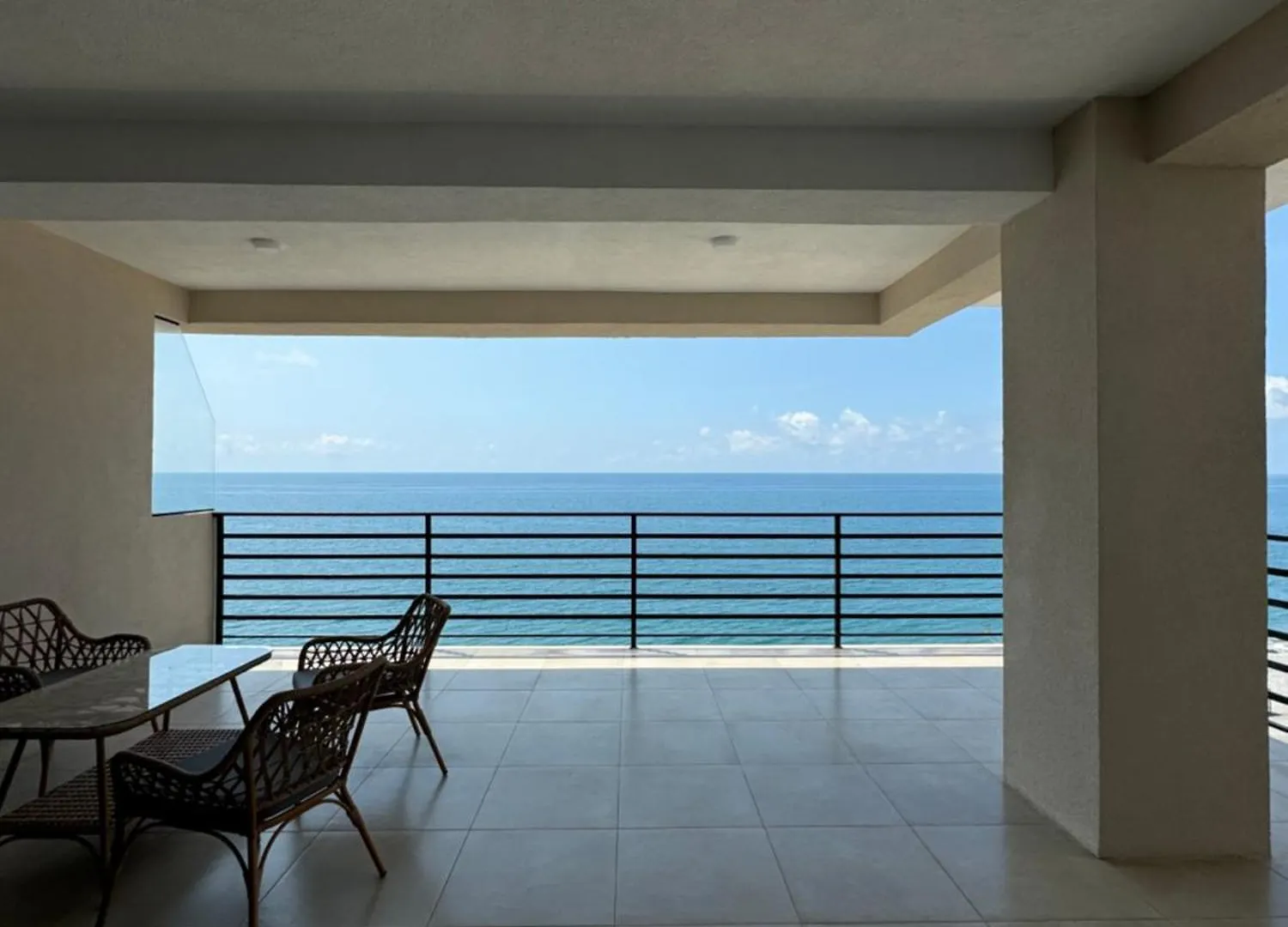 Resting Gonio Apartment